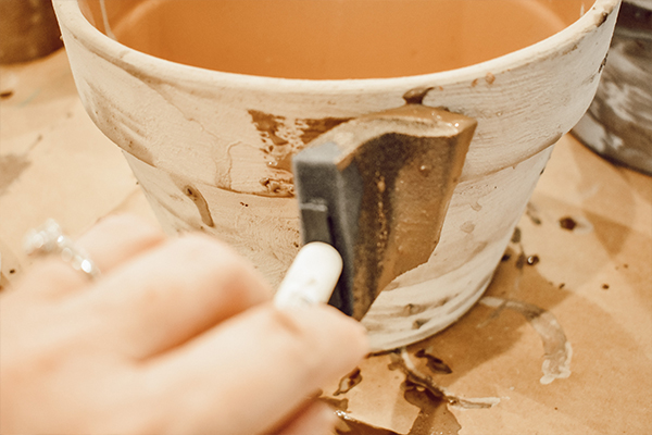 DIY aging terra cotta pots