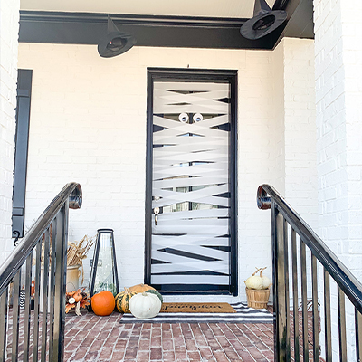 DIY Mummy Front Door Decoration